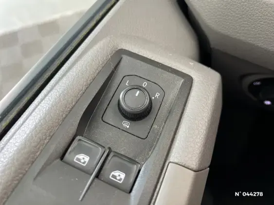 VOLKSWAGEN CRAFTER II - voiture d'occasion - Photo 30