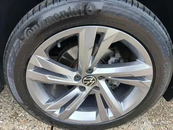 VOLKSWAGEN TIGUAN II - voiture d'occasion - Photo 8