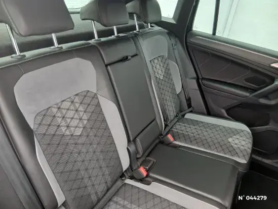 VOLKSWAGEN TIGUAN II - voiture d'occasion - Photo 11