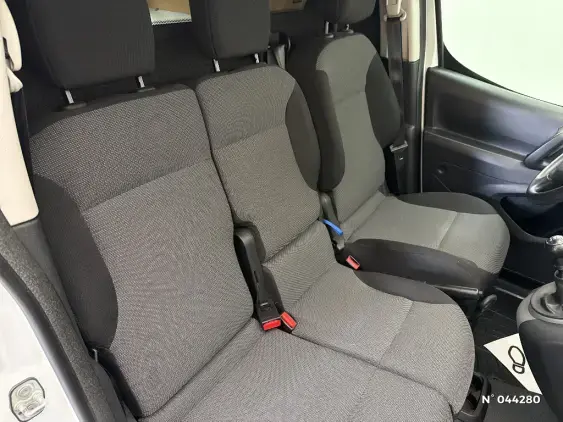 CITROEN BERLINGO III - voiture d'occasion - Photo 11