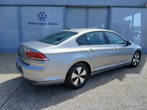 VOLKSWAGEN PASSAT VIII - voiture d'occasion - Photo 4