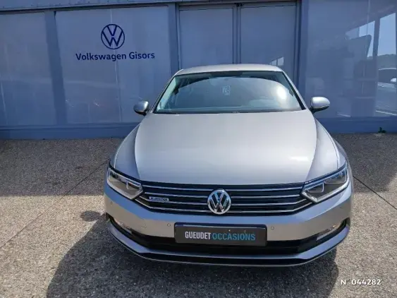 VOLKSWAGEN PASSAT VIII - voiture d'occasion - Photo 3