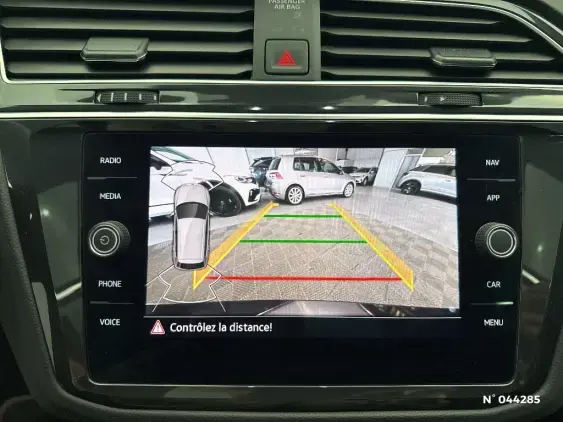 VOLKSWAGEN TIGUAN II - voiture d'occasion - Photo 14