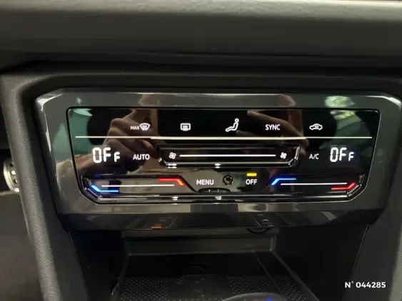 VOLKSWAGEN TIGUAN II - voiture d'occasion - Photo 31