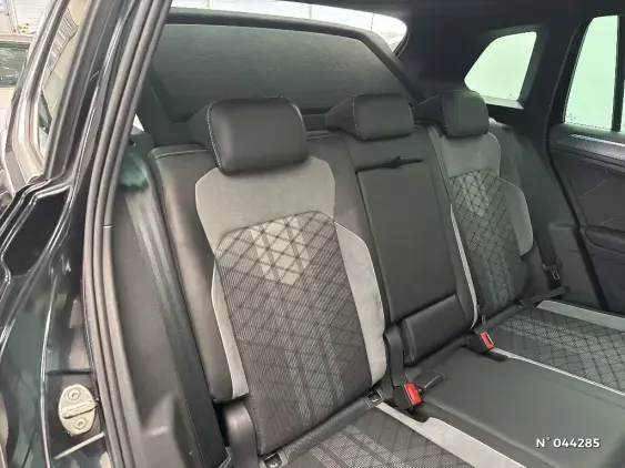 VOLKSWAGEN TIGUAN II - voiture d'occasion - Photo 11