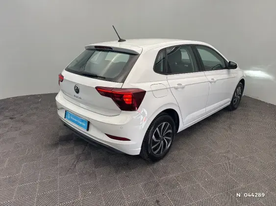 VOLKSWAGEN POLO VI - voiture d'occasion - Photo 4