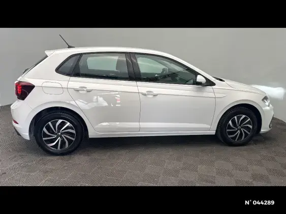 VOLKSWAGEN POLO VI - voiture d'occasion - Photo 5