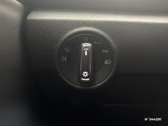 VOLKSWAGEN T-ROC - voiture d'occasion - Photo 15