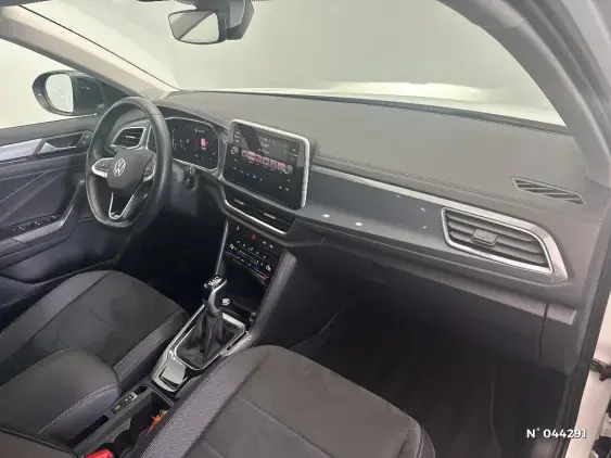 VOLKSWAGEN T-ROC - voiture d'occasion - Photo 10
