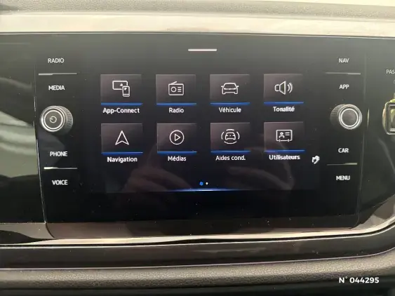VOLKSWAGEN POLO VI - voiture d'occasion - Photo 13