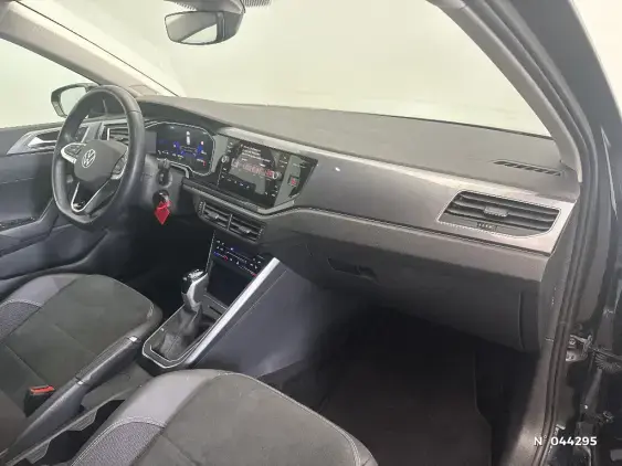 VOLKSWAGEN POLO VI - voiture d'occasion - Photo 10