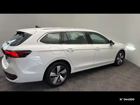 VOLKSWAGEN PASSAT SW IX - voiture d'occasion - Photo 5