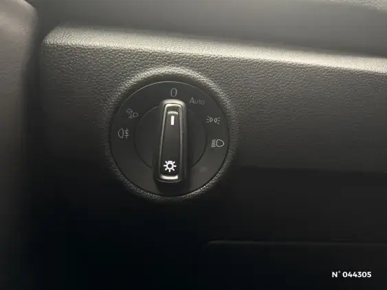 VOLKSWAGEN T-ROC - voiture d'occasion - Photo 15