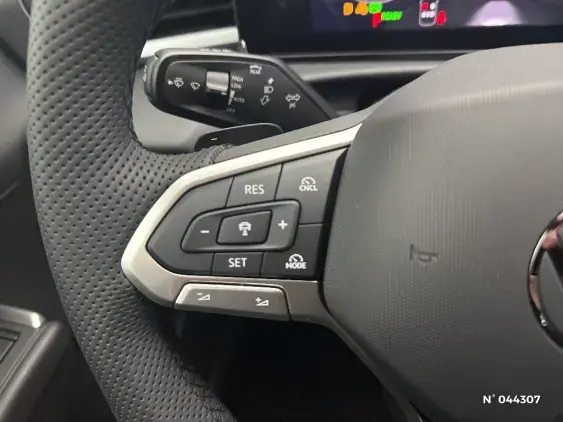 VOLKSWAGEN T-ROC II - voiture d'occasion - Photo 32