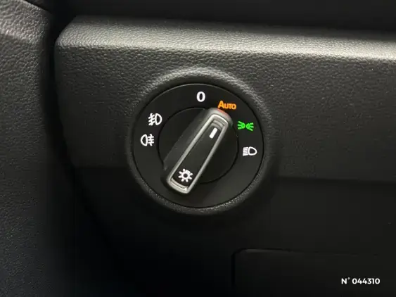VOLKSWAGEN T-ROC - voiture d'occasion - Photo 15