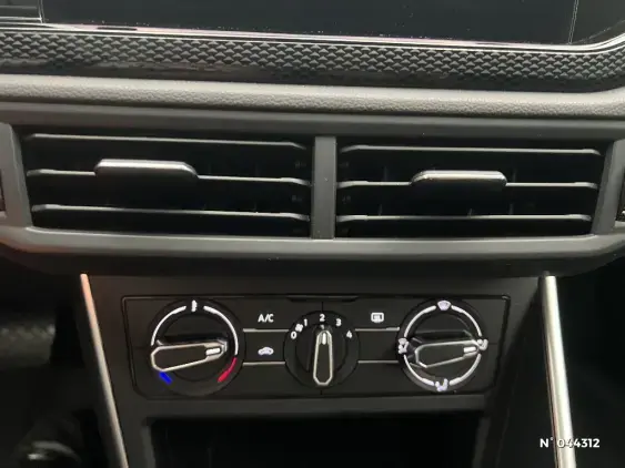 VOLKSWAGEN POLO VI - voiture d'occasion - Photo 28