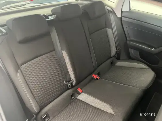VOLKSWAGEN POLO VI - voiture d'occasion - Photo 11