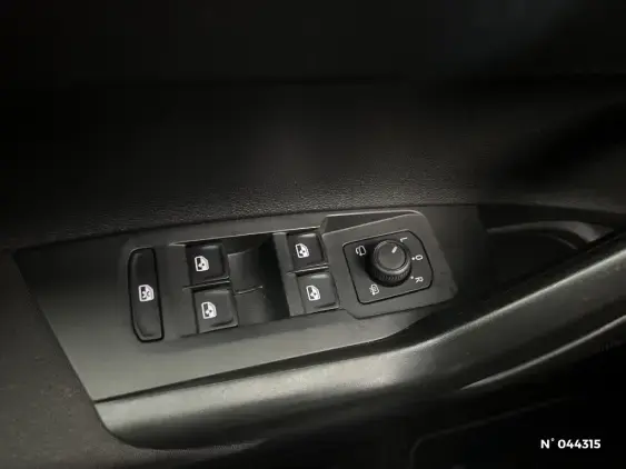 VOLKSWAGEN TAIGO - voiture d'occasion - Photo 28