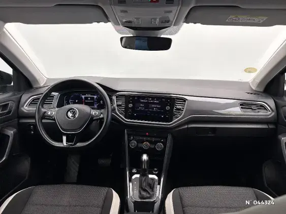 VOLKSWAGEN T-ROC - voiture d'occasion - Photo 9