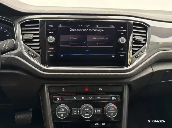 VOLKSWAGEN T-ROC - voiture d'occasion - Photo 13