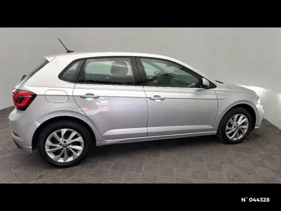 VOLKSWAGEN POLO VI - voiture d'occasion - Photo 5