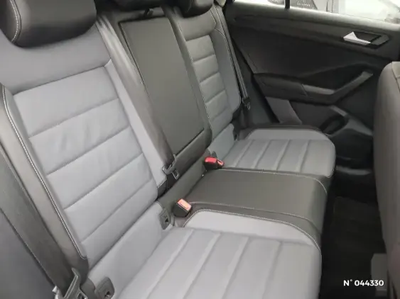 VOLKSWAGEN T-ROC - voiture d'occasion - Photo 11