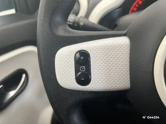 RENAULT TWINGO III - voiture d'occasion - Photo 25