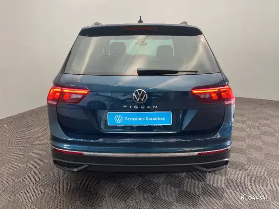 VOLKSWAGEN TIGUAN II - voiture d'occasion - Photo 6