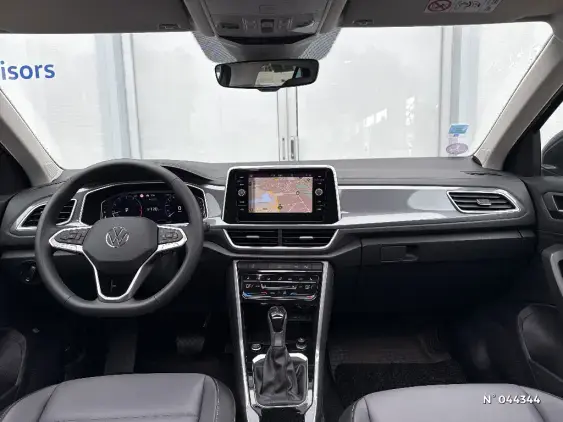 VOLKSWAGEN T-ROC - voiture d'occasion - Photo 9