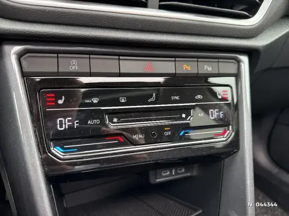 VOLKSWAGEN T-ROC - voiture d'occasion - Photo 30