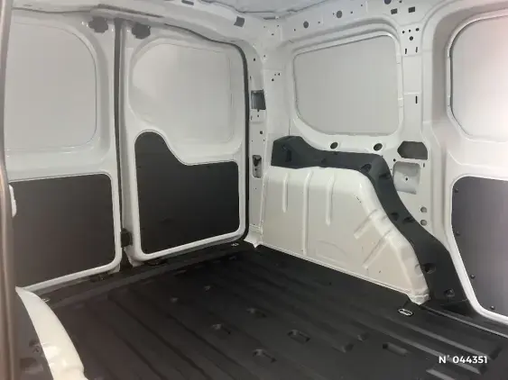 VOLKSWAGEN CADDY V - voiture d'occasion - Photo 10