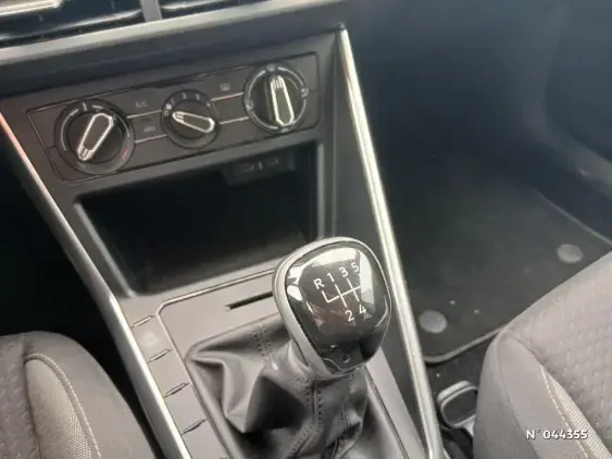 VOLKSWAGEN POLO VI - voiture d'occasion - Photo 32
