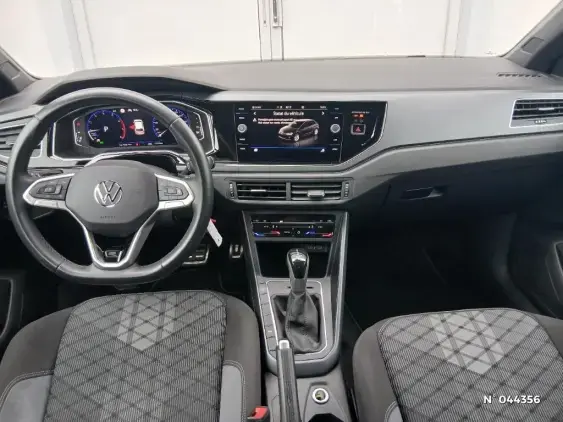 VOLKSWAGEN POLO VI - voiture d'occasion - Photo 9