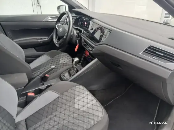 VOLKSWAGEN POLO VI - voiture d'occasion - Photo 10
