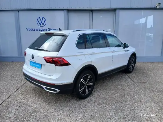 VOLKSWAGEN TIGUAN II - voiture d'occasion - Photo 4