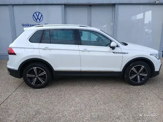 VOLKSWAGEN TIGUAN II - voiture d'occasion - Photo 5
