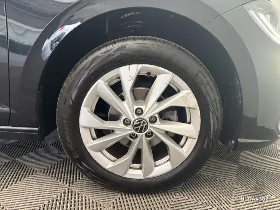 VOLKSWAGEN POLO VI - voiture d'occasion - Photo 8
