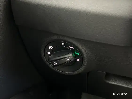 SKODA KAROQ - voiture d'occasion - Photo 15