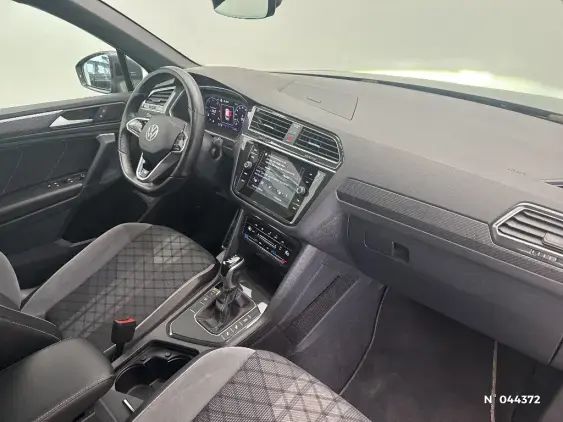 VOLKSWAGEN TIGUAN II - voiture d'occasion - Photo 10
