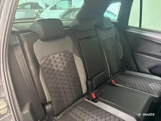 VOLKSWAGEN TIGUAN II - voiture d'occasion - Photo 11