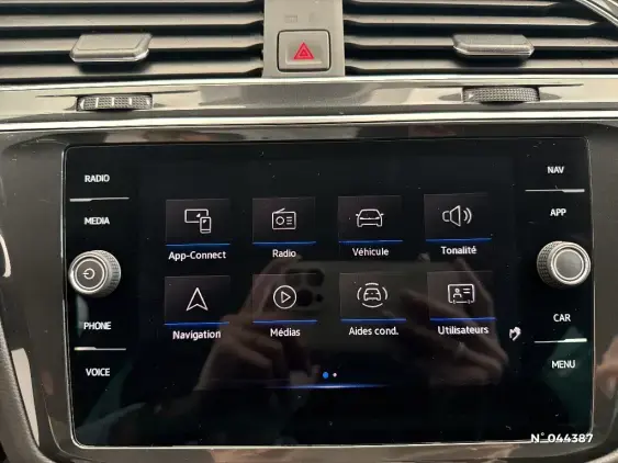 VOLKSWAGEN TIGUAN II - voiture d'occasion - Photo 13
