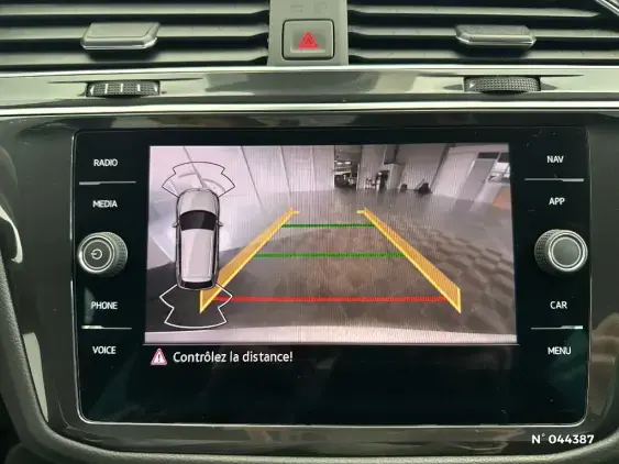 VOLKSWAGEN TIGUAN II - voiture d'occasion - Photo 14