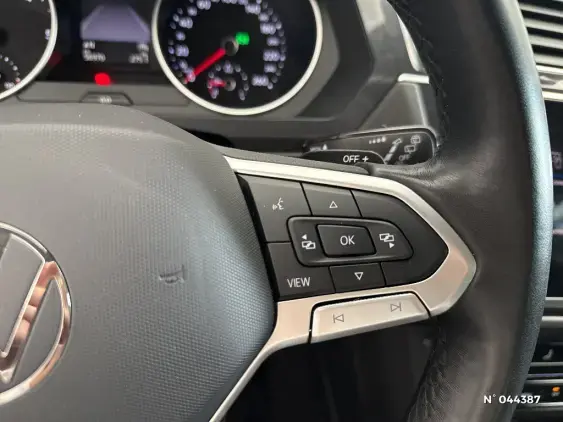 VOLKSWAGEN TIGUAN II - voiture d'occasion - Photo 27
