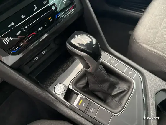 VOLKSWAGEN TIGUAN II - voiture d'occasion - Photo 32