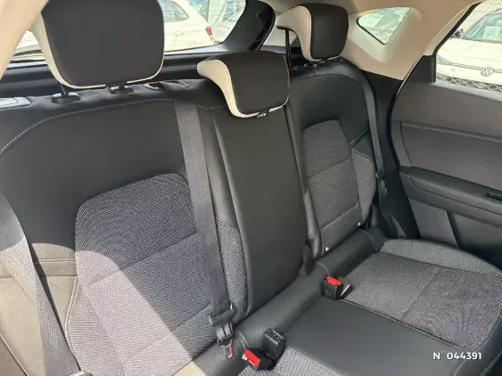 RENAULT CAPTUR II - voiture d'occasion - Photo 11