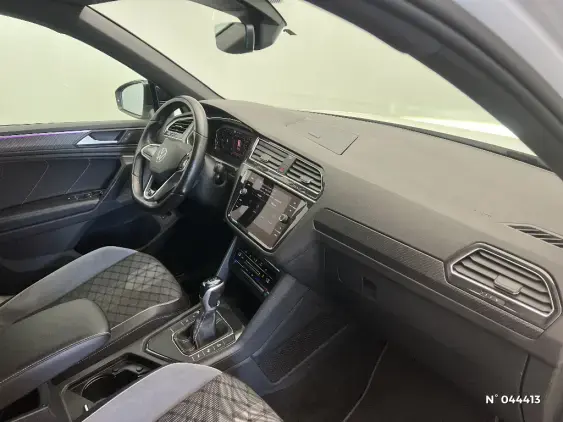 VOLKSWAGEN TIGUAN II - voiture d'occasion - Photo 10