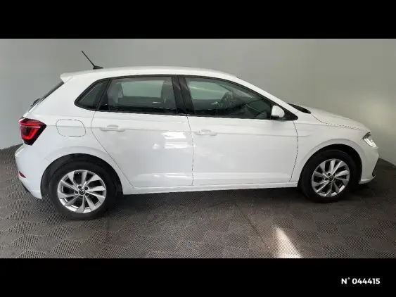 VOLKSWAGEN POLO VI - voiture d'occasion - Photo 5