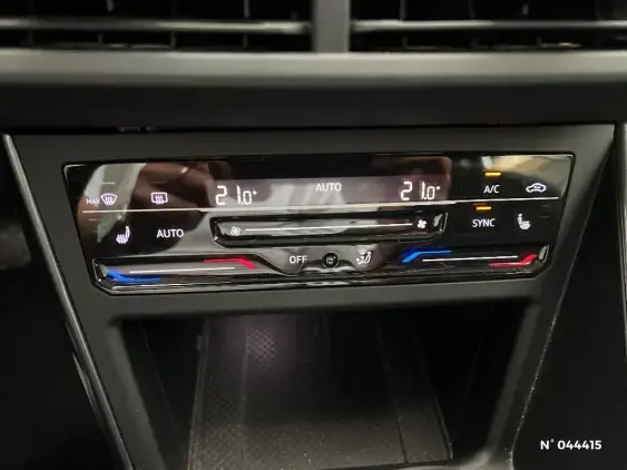 VOLKSWAGEN POLO VI - voiture d'occasion - Photo 29