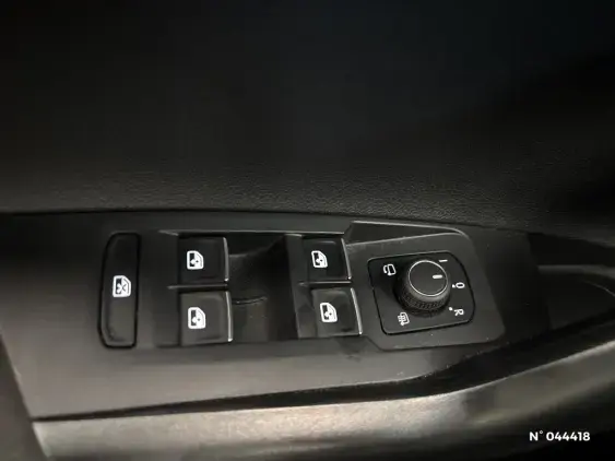 VOLKSWAGEN TAIGO - voiture d'occasion - Photo 15