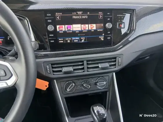 VOLKSWAGEN POLO VI - voiture d'occasion - Photo 13